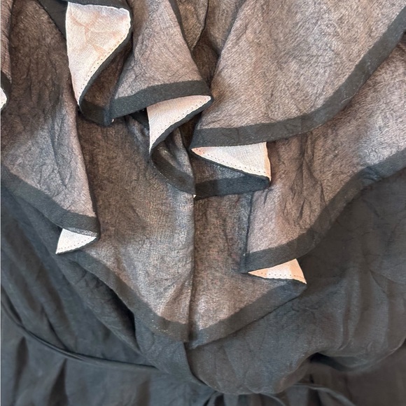 Elie Tahari Black & Pink Silk Sheer Ruffle Top SizeSmall - Picture 2 of 5